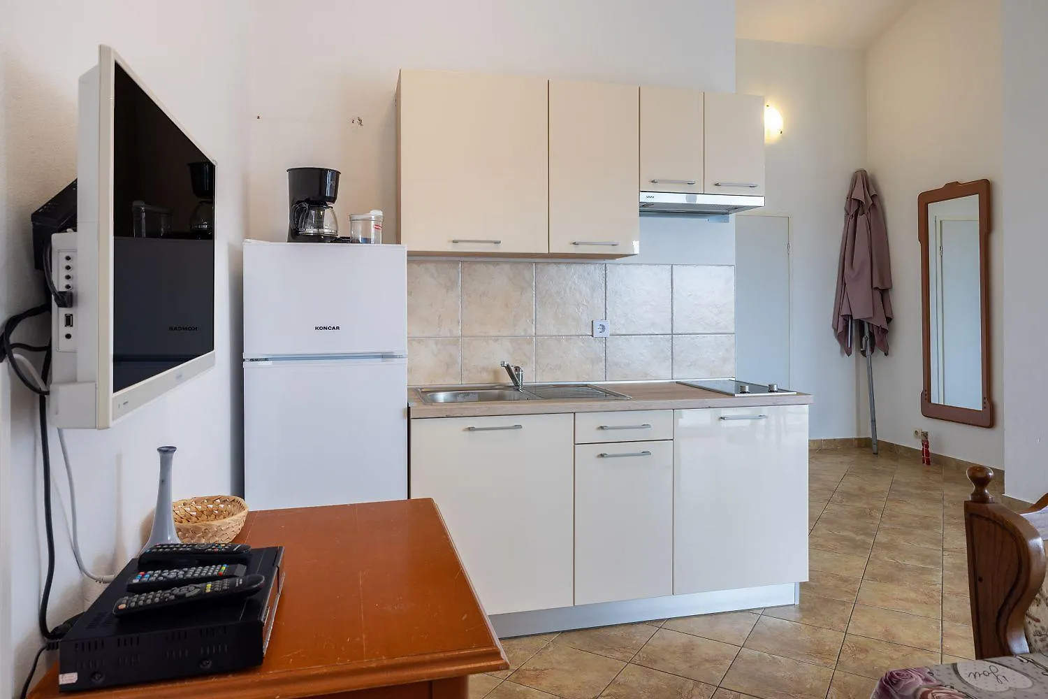Helles Apartment Nur 100 Meter Zum Strand Mit Meerblick Crikvenica Croatia